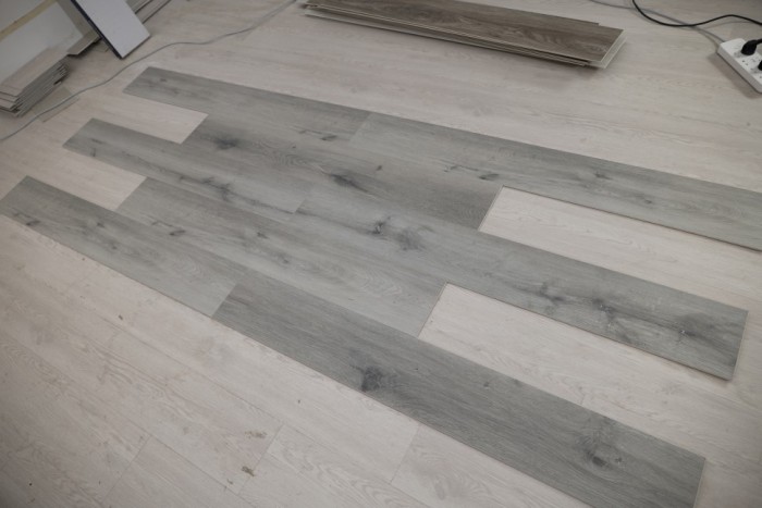 Каменный SPC ламинат Steinholz Prime Грацский замок STH003 (1220x180x4,5мм)