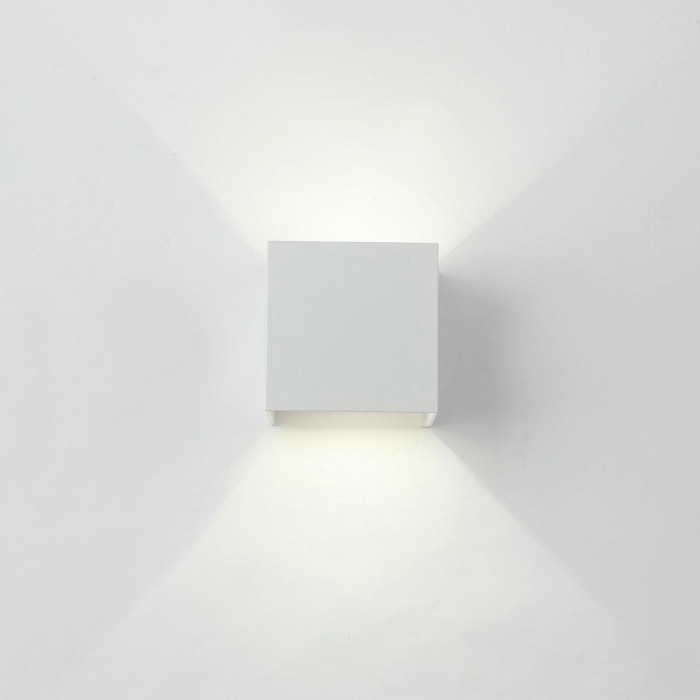 Настенный светодиодный светильник Crystal Lux CLT 520W WH