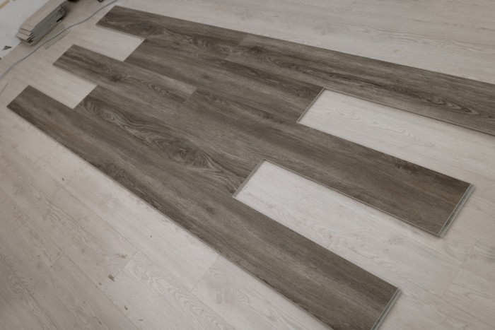 Каменный SPC ламинат Steinholz Prime Куфштайн STH004 (1220x180x4,5мм)