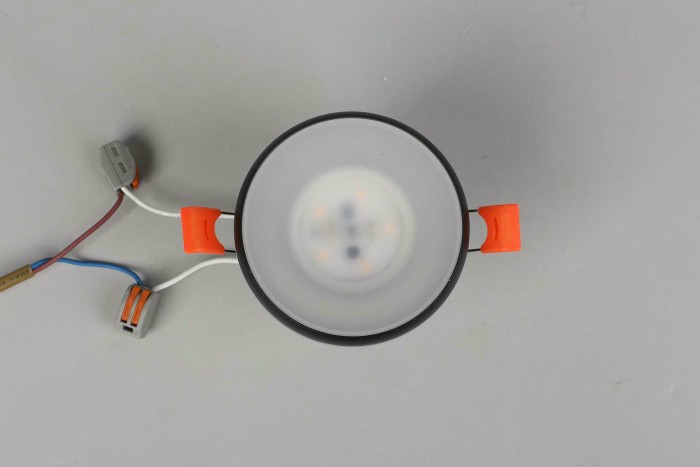 Встраиваемый потолочный светильник Omnilux Genova OML-102819-01