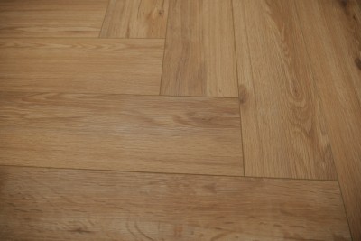 Каменный SPC ламинат Steinholz Herringbone Лархе STH038H (640х128х4.5 мм)