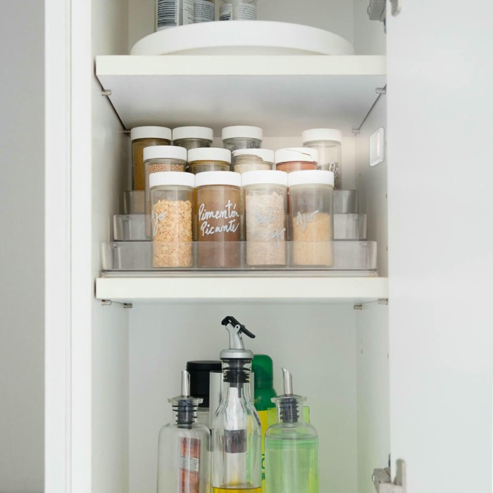 Настенный светодиодный светильник Elektrostandard с магнитным выключателем LSTFM 0,7W 4200K a045535