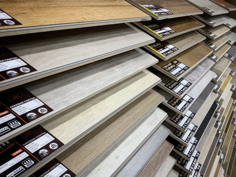 <h2>Магазин напольных покрытий</h2>